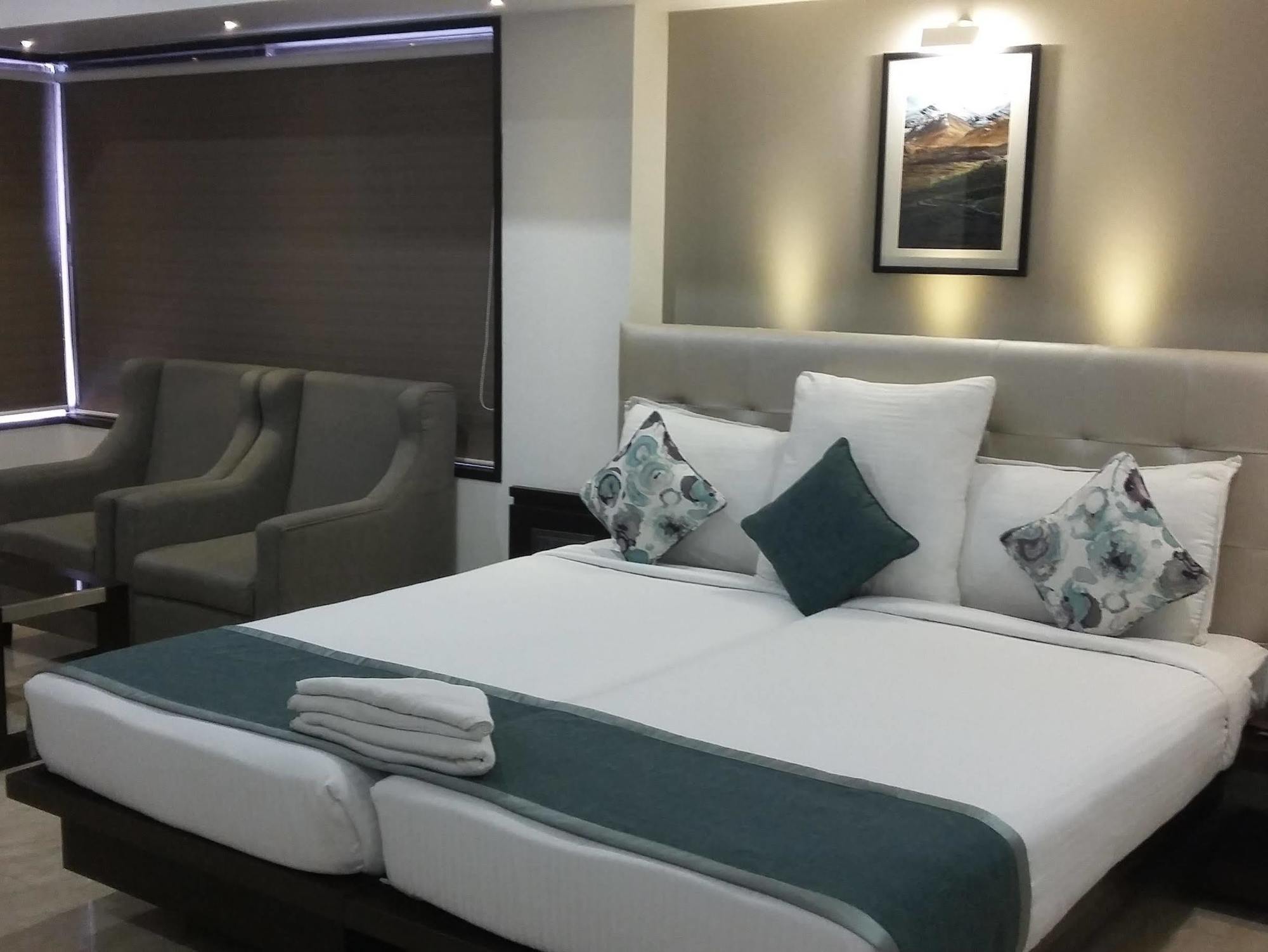 Hotel Le Grande - Mumbai International Airport Екстер'єр фото